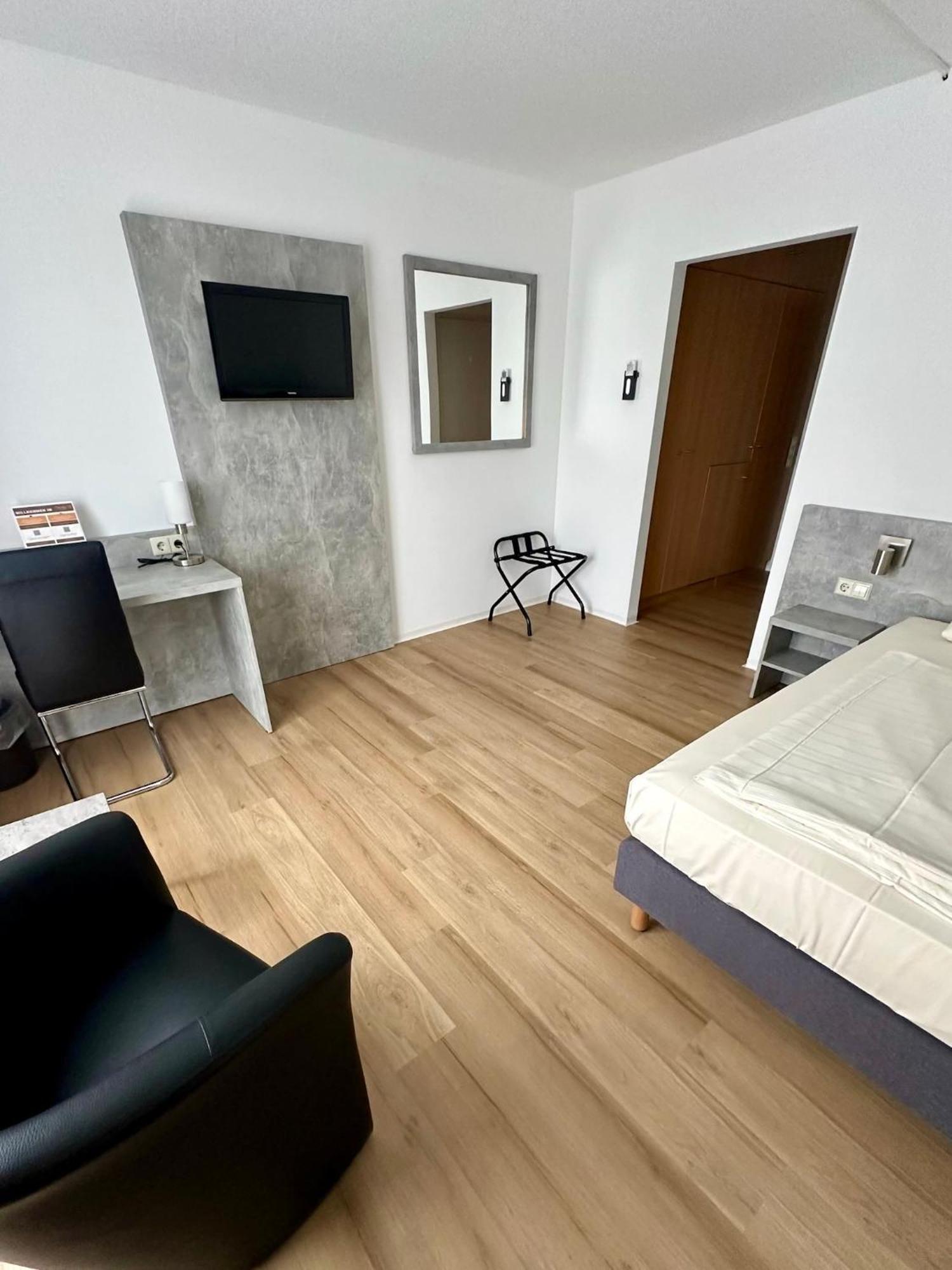 Asgard Hotel Worms Buitenkant foto